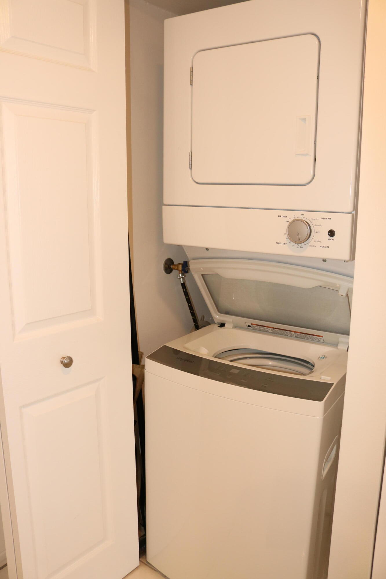 6461 Northwest 2nd Avenue, Unit 508 Boca Raton, FL 33487 - Photo 10 of 39 a utility room with dryer and washer