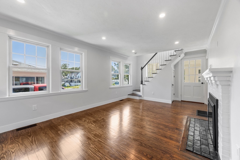 18 Cochituate Road Plymouth, MA 02360 - Photo 11 of 40 Gallery Image 11