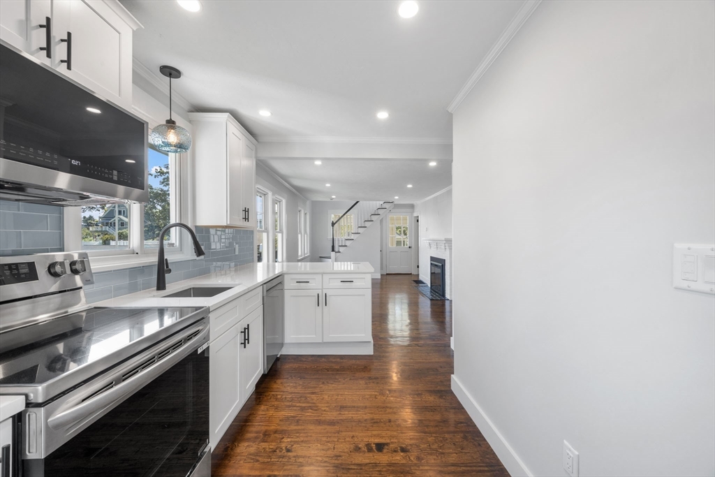 18 Cochituate Road Plymouth, MA 02360 - Photo 13 of 40 Gallery Image 13
