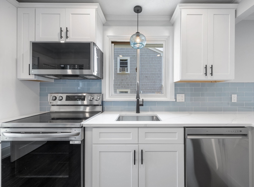 18 Cochituate Road Plymouth, MA 02360 - Photo 15 of 40 Gallery Image 15