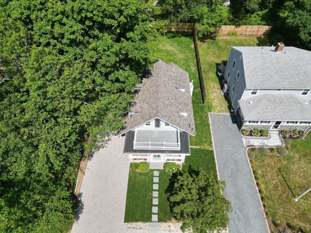 18 Cochituate Road Plymouth, MA 02360 - Photo 6 of 40 Gallery Image 6