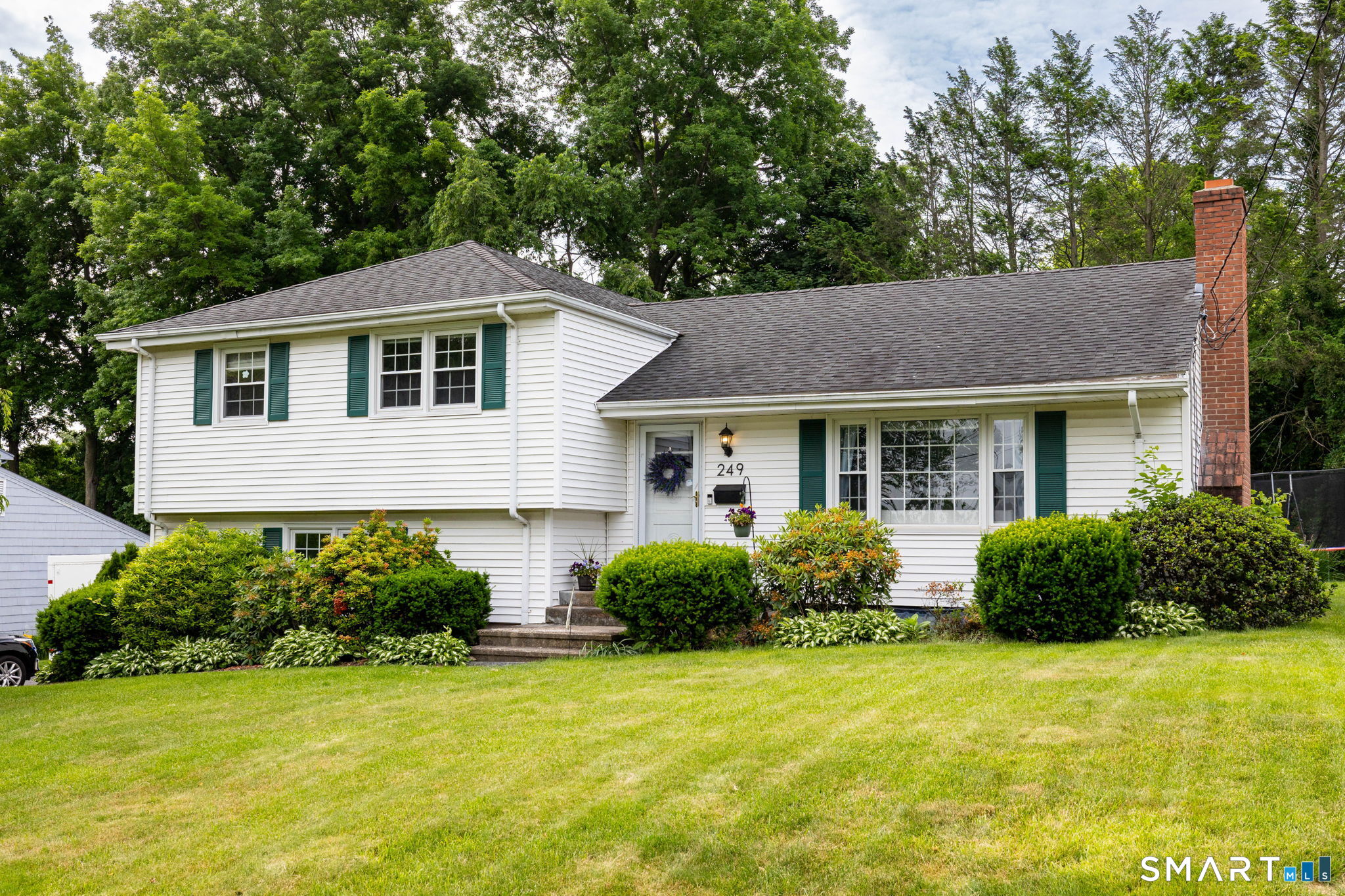 249 Dale Road Wethersfield, CT 06109 - Photo 1 of 36