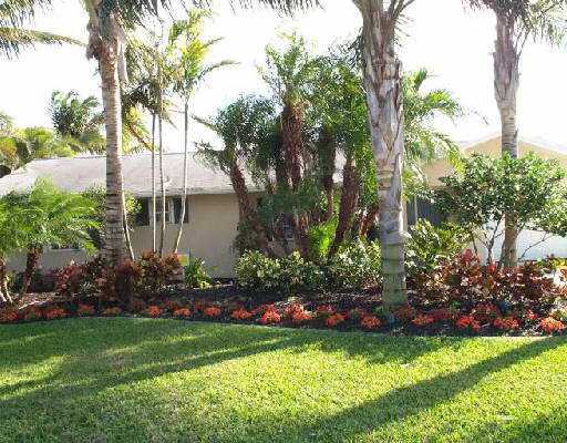 1069 Avocet Road Delray Beach, FL 33444 - Photo 1 of 8 Primary Photo
