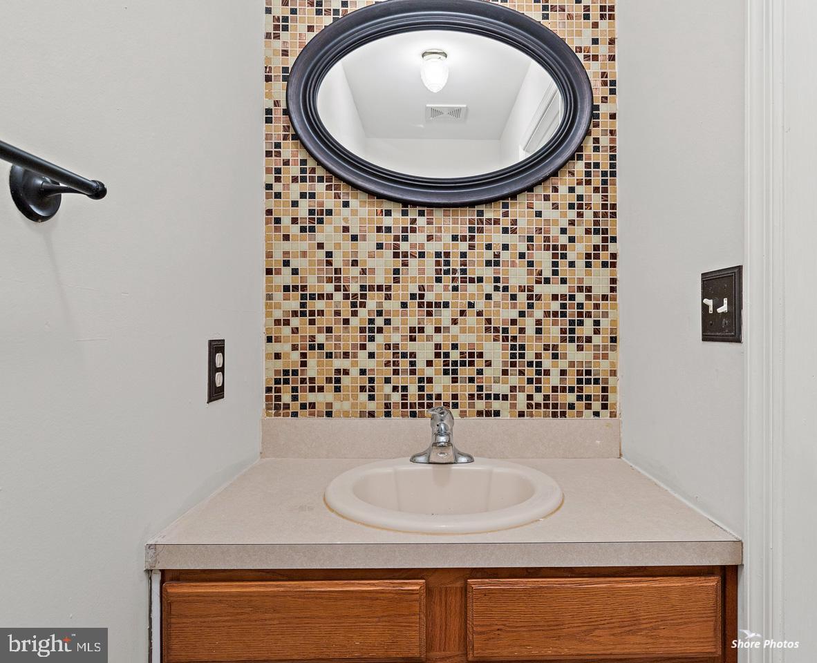 483 Charleston Road Willingboro, NJ 08046 - Photo 22 of 42