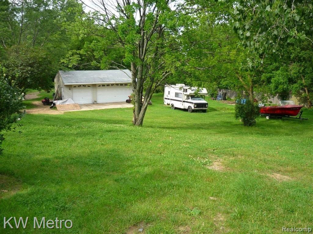 2733 Harvey Street Rochester, MI 48309 - Photo 4 of 4 Land.JPG