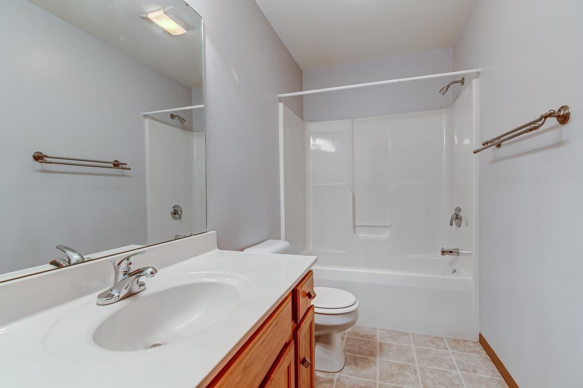 1811 Plover Road Springfield, IL 62711 - Photo 24 of 27 Gallery Image 24
