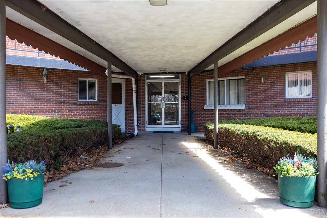 72 West Shore Road, Unit 103 Warwick, RI 02889 - Photo 19 of 20