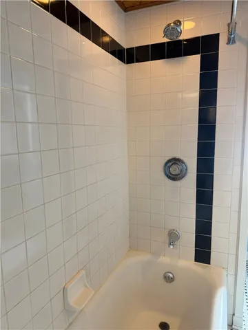 $1,500 | 229 Inglewood Drive, Rochester, NY 14619