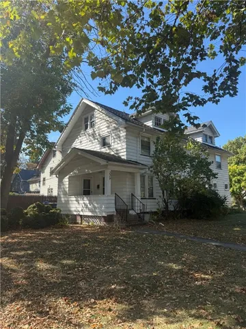 $1,500 | 229 Inglewood Drive, Rochester, NY 14619