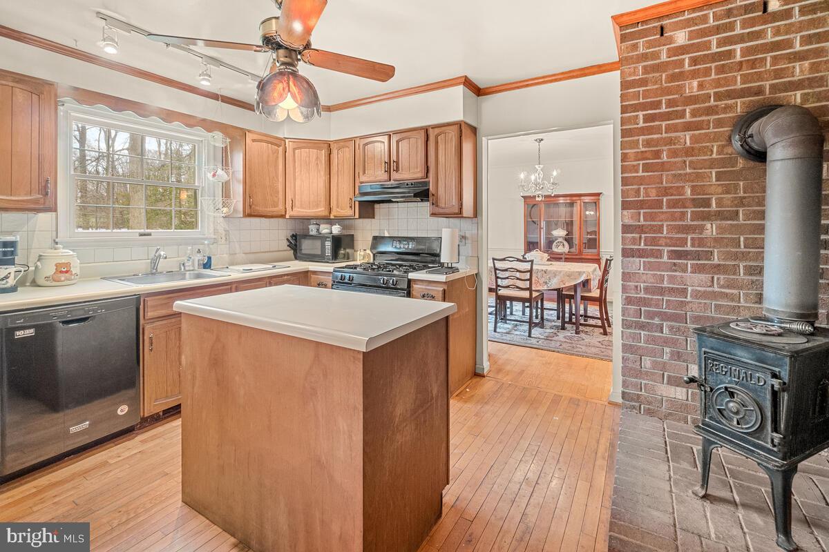 8517 High Ridge Road Ellicott City, MD 21043 - Photo 15 of 37 Gallery Image 15