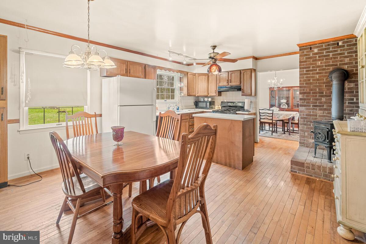 8517 High Ridge Road Ellicott City, MD 21043 - Photo 16 of 37 Gallery Image 16