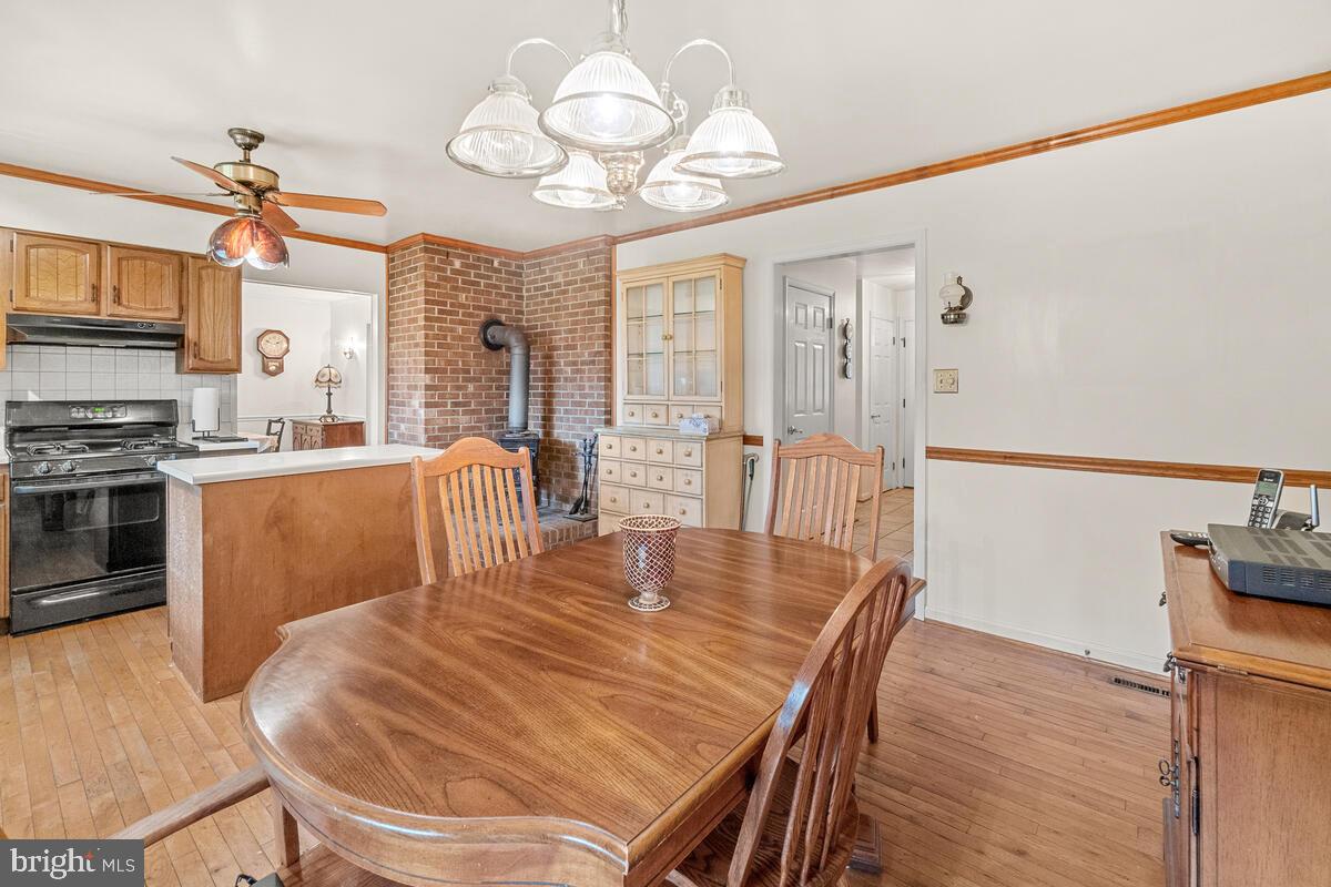 8517 High Ridge Road Ellicott City, MD 21043 - Photo 17 of 37 Gallery Image 17
