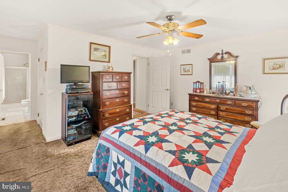 8517 High Ridge Road Ellicott City, MD 21043 - Photo 19 of 37 Gallery Image 19