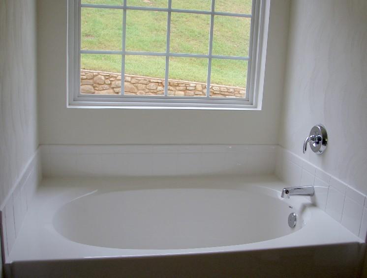 4175 Daugherty Road Salem, VA 24153 - Photo 5 of 5 a bath tub sitting next to a window