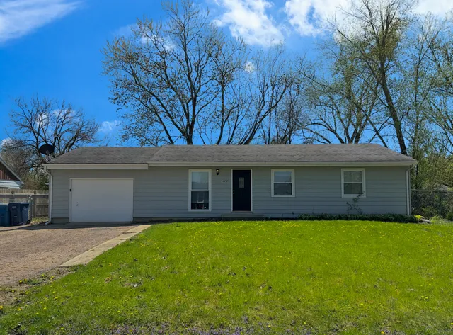 $299,000 | 34W789 South James Drive, St. Charles, IL 60174