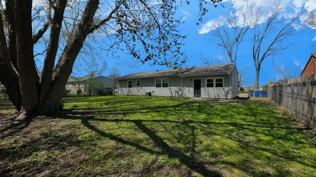 $299,000 | 34W789 South James Drive, St. Charles, IL 60174