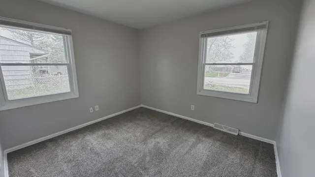 $299,000 | 34W789 South James Drive, St. Charles, IL 60174