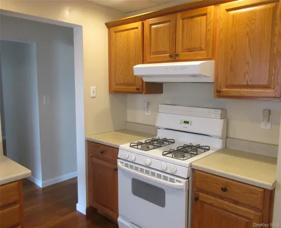 $2,200 | 20 Neversink Avenue, Port Jervis, NY 12771