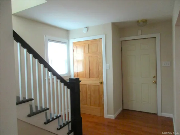 $2,200 | 20 Neversink Avenue, Port Jervis, NY 12771