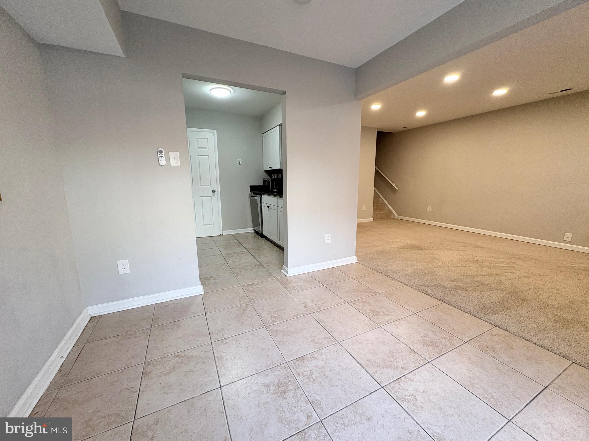 3813 Segundo Place, Unit D Alexandria, VA 22309 - Photo 10 of 28 a view of a hallway