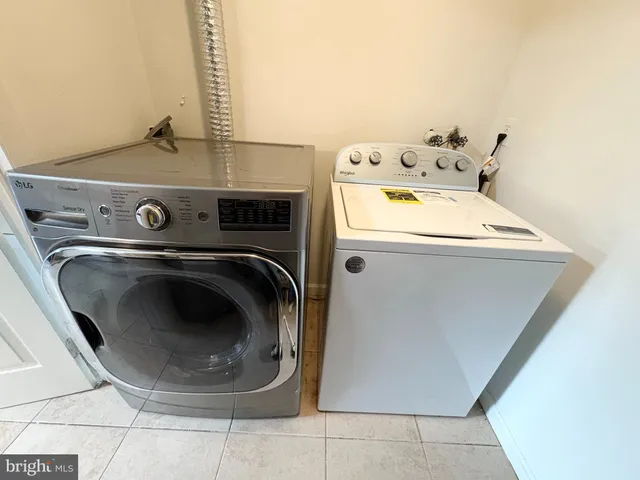 $280,000 | 3813 Segundo Place, Unit D, Alexandria, VA 22309