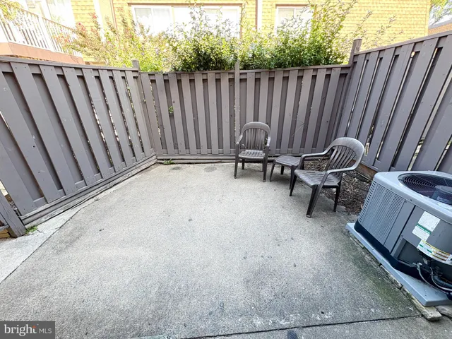 $280,000 | 3813 Segundo Place, Unit D, Alexandria, VA 22309