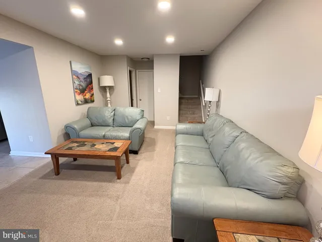 $280,000 | 3813 Segundo Place, Unit D, Alexandria, VA 22309