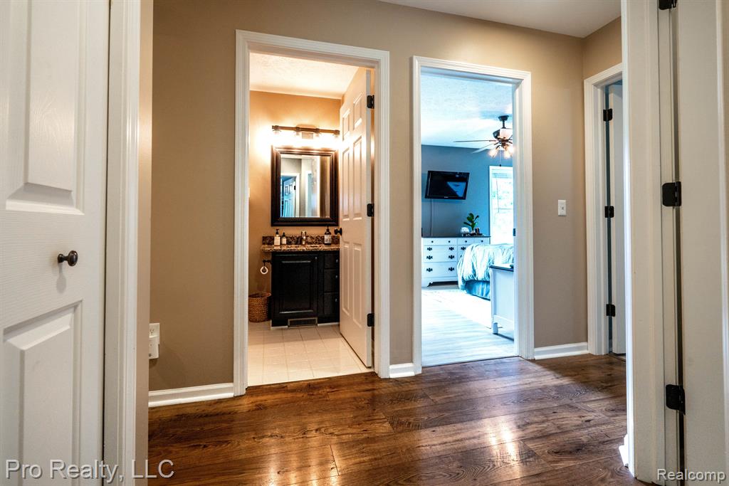 5225 Curdy Road Howell, MI 48855 - Photo 14 of 25