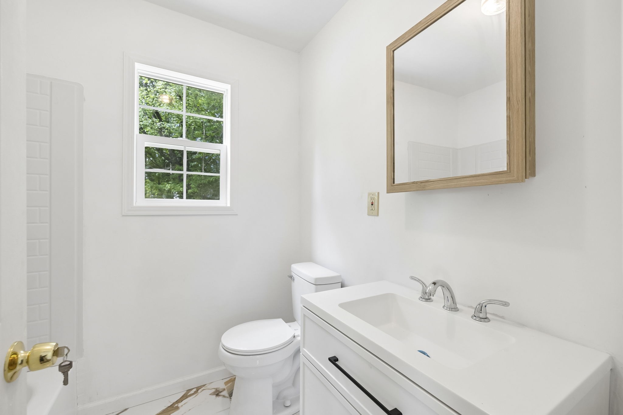 1200 Little Street Winchester, TN 37398 - Photo 35 of 54 a bathroom with a sink toilet and a mirror