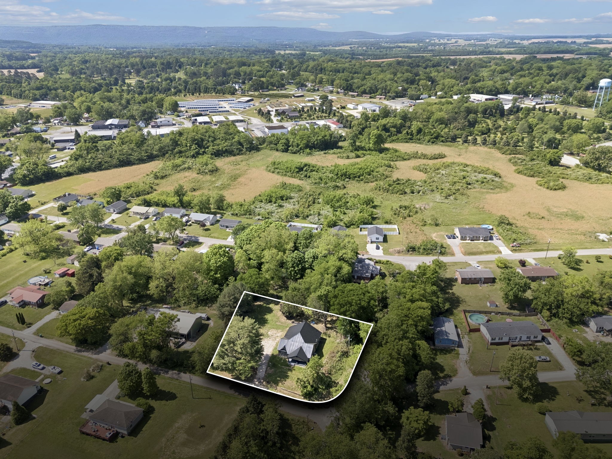 1200 Little Street Winchester, TN 37398 - Photo 49 of 54 an aerial view of residential houses with outdoor space