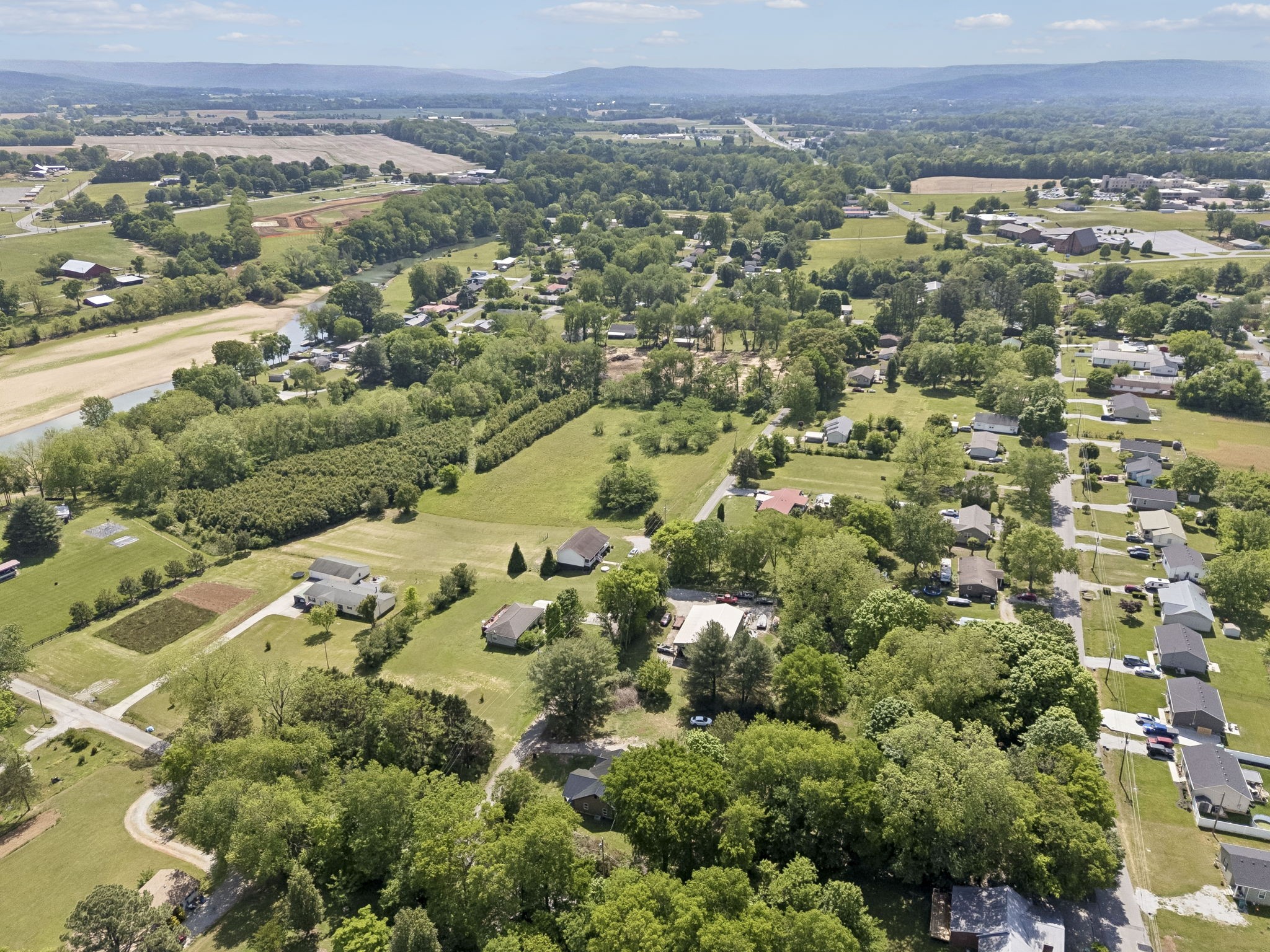 1200 Little Street Winchester, TN 37398 - Photo 50 of 54 an aerial view of residential houses with outdoor space and trees