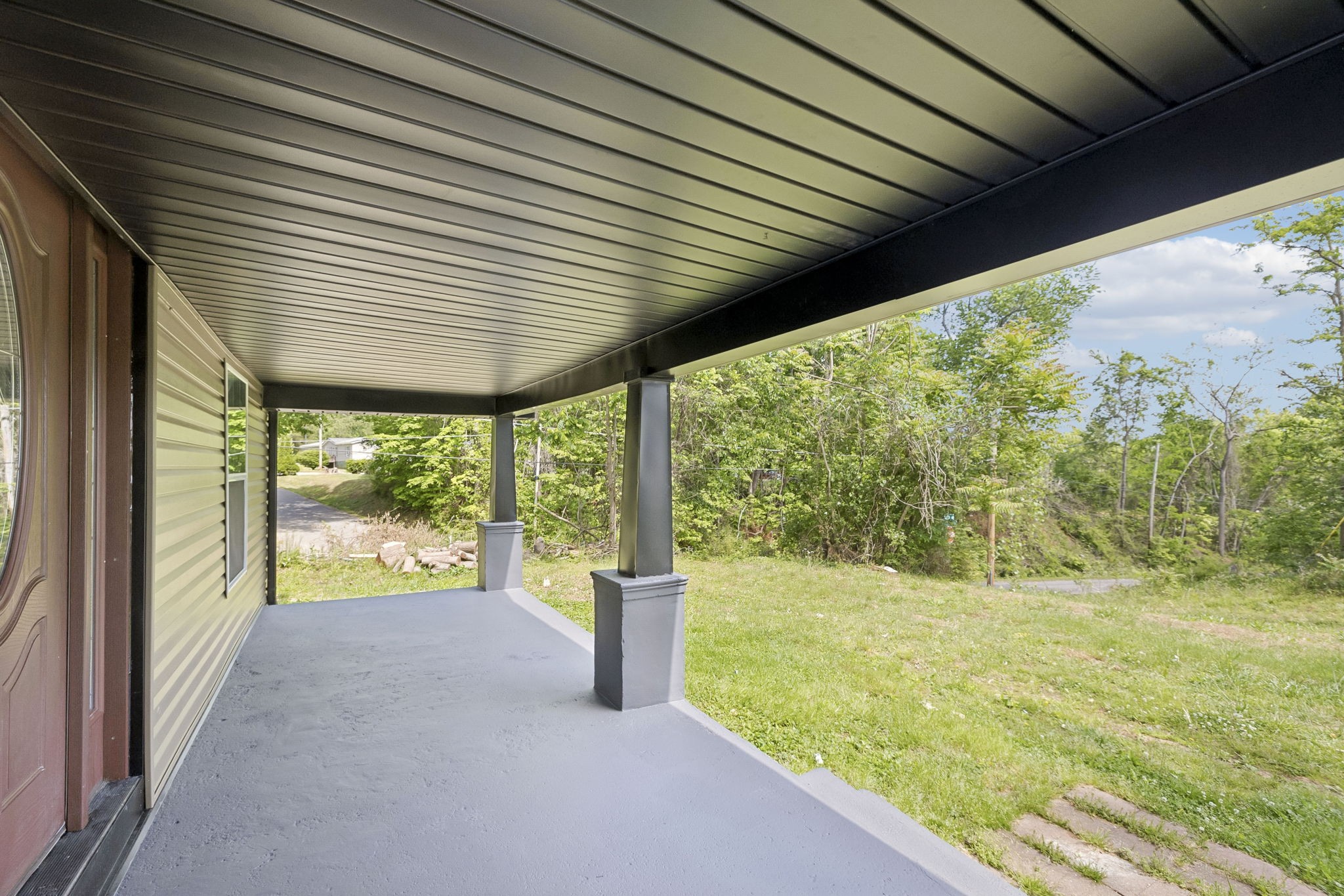 1200 Little Street Winchester, TN 37398 - Photo 5 of 54 a view of a porch