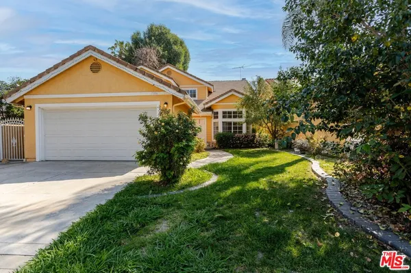 $5,100 | 7306 Newcastle Avenue, Reseda, CA 91335