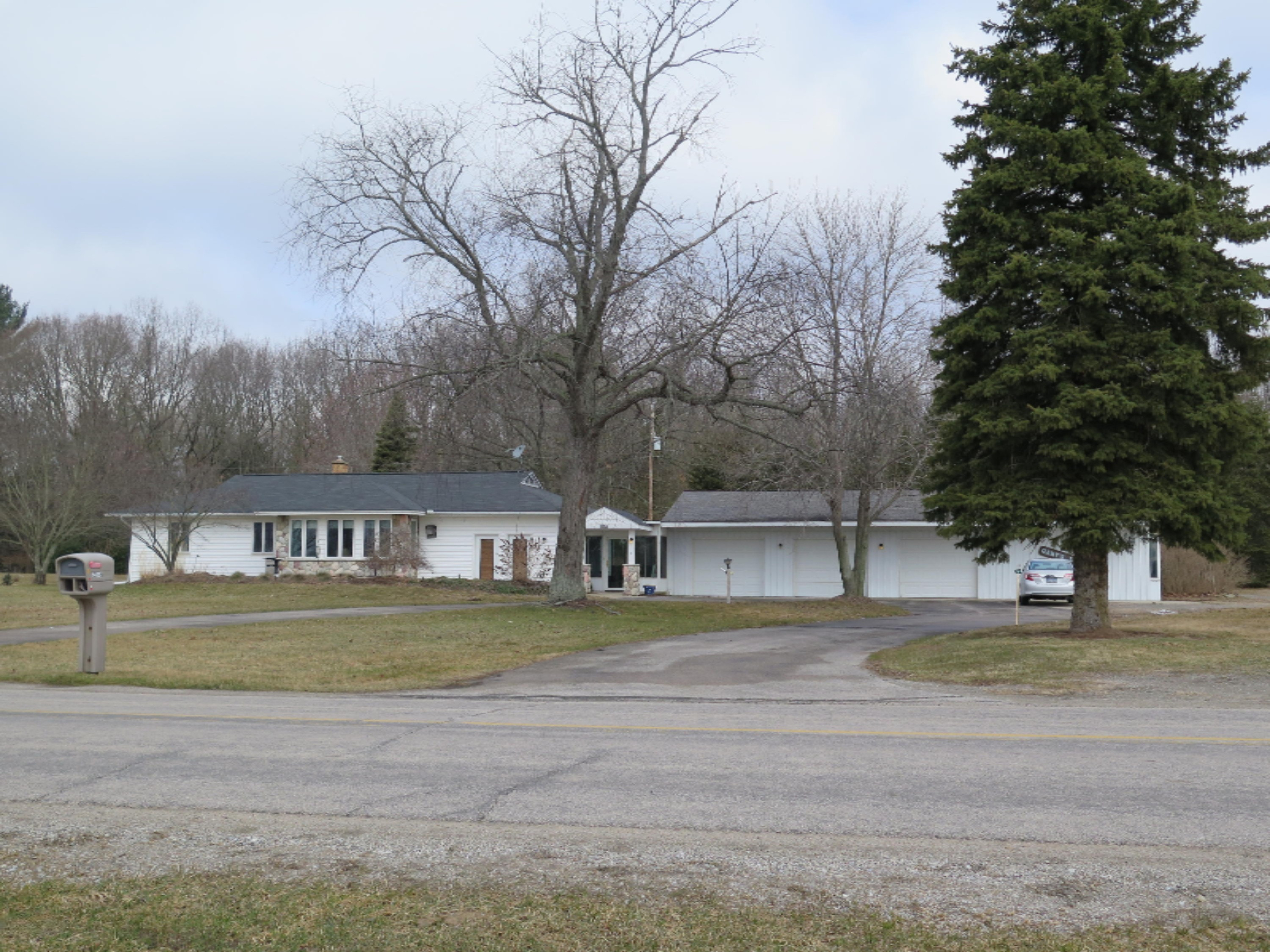 14097 Garfield Road Spring Lake, MI 49456 - Photo 35 of 36 IMG_0299.JPG