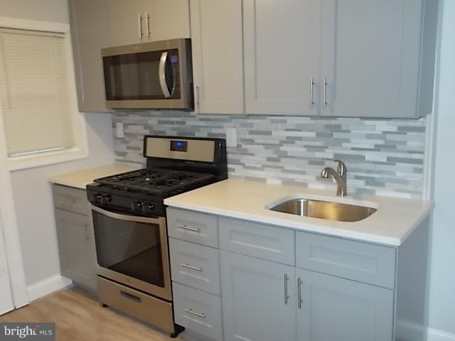 2112 Redthorn Road Baltimore, MD 21220 - Photo 4 of 18 Kitchen