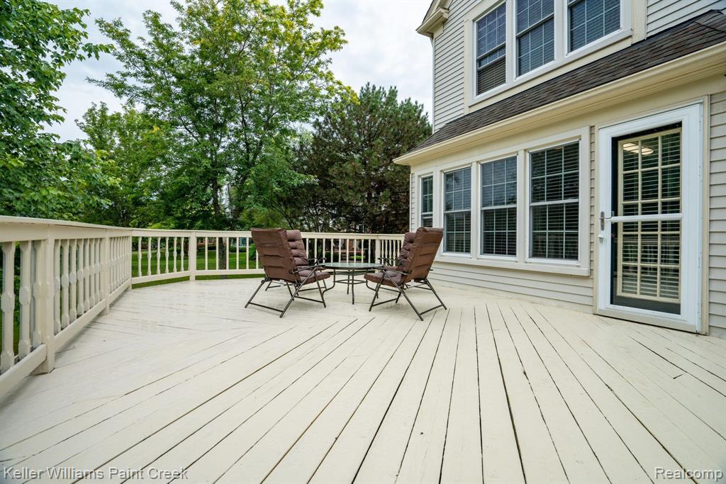 1704 Devonwood Drive Rochester Hills, MI 48306 - Photo 32 of 38