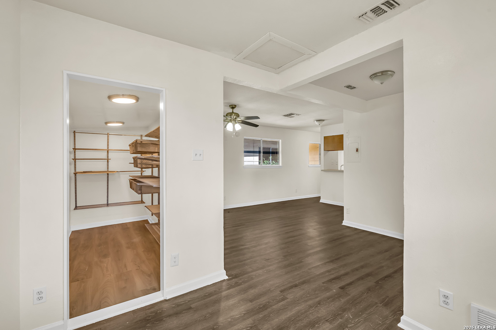 170 Sinclair Road San Antonio, TX 78222 - Photo 13 of 29