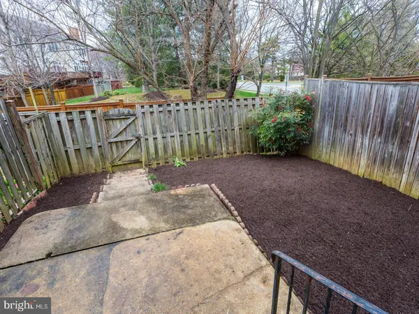 $3,200 | 2302 Wheystone Court, Vienna, VA 22182