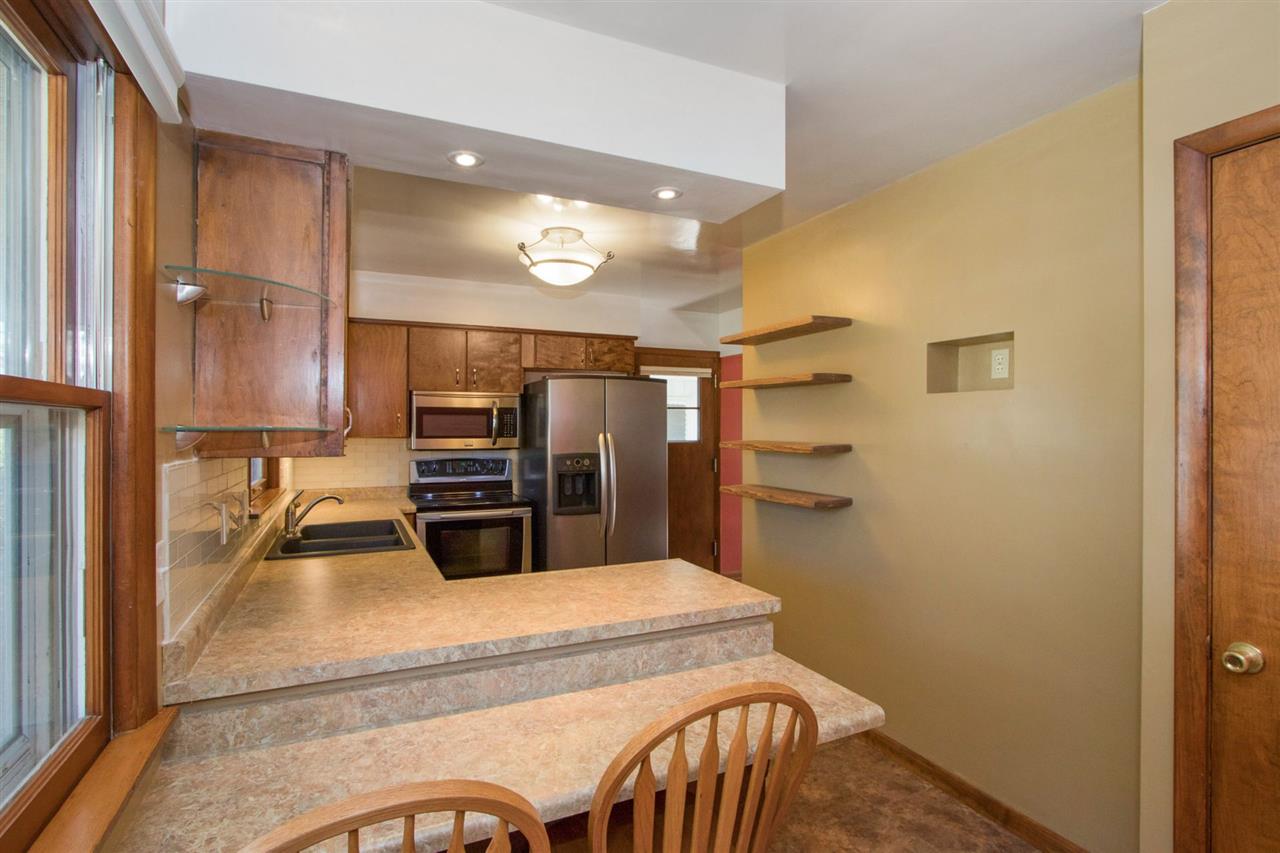 4729 Mt Vernon Road Southeast Cedar Rapids, IA 52403 - Photo 6 of 28 Gallery Image 6
