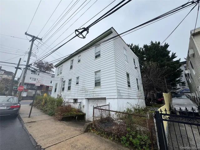 $675,000 | 2 Culver Street, Yonkers, NY 10705