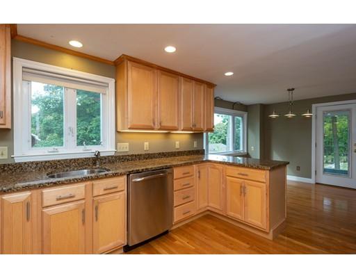 24 Rowe Hill Road Stoneham, MA 02180 - Photo 9 of 39 Gallery Image 9