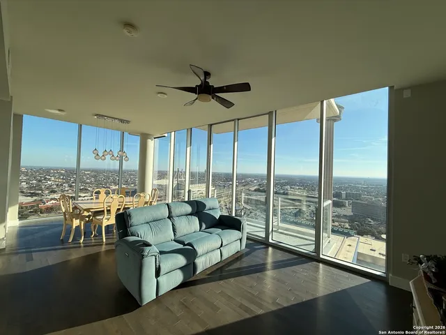 $798,000 | 610 East Market Street, Unit 2619, San Antonio, TX 78205