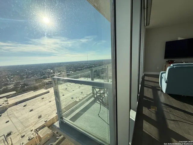 $798,000 | 610 East Market Street, Unit 2619, San Antonio, TX 78205