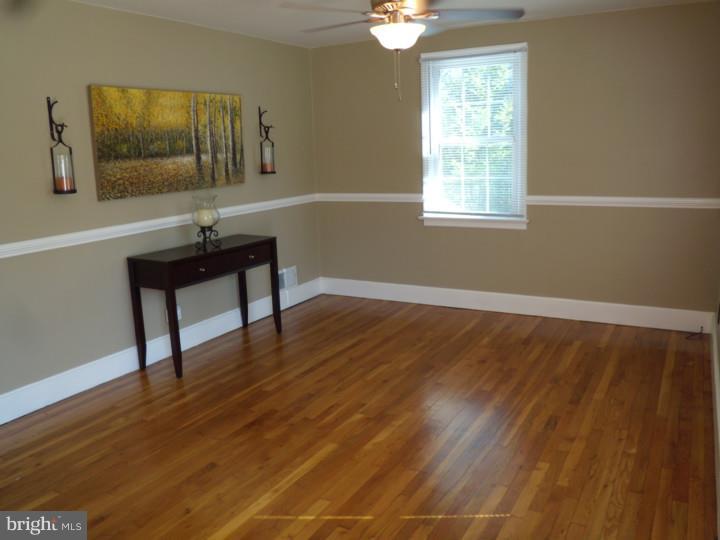 7 Devon Road Wilmington, DE 19809 - Photo 4 of 12 Gallery Image 4