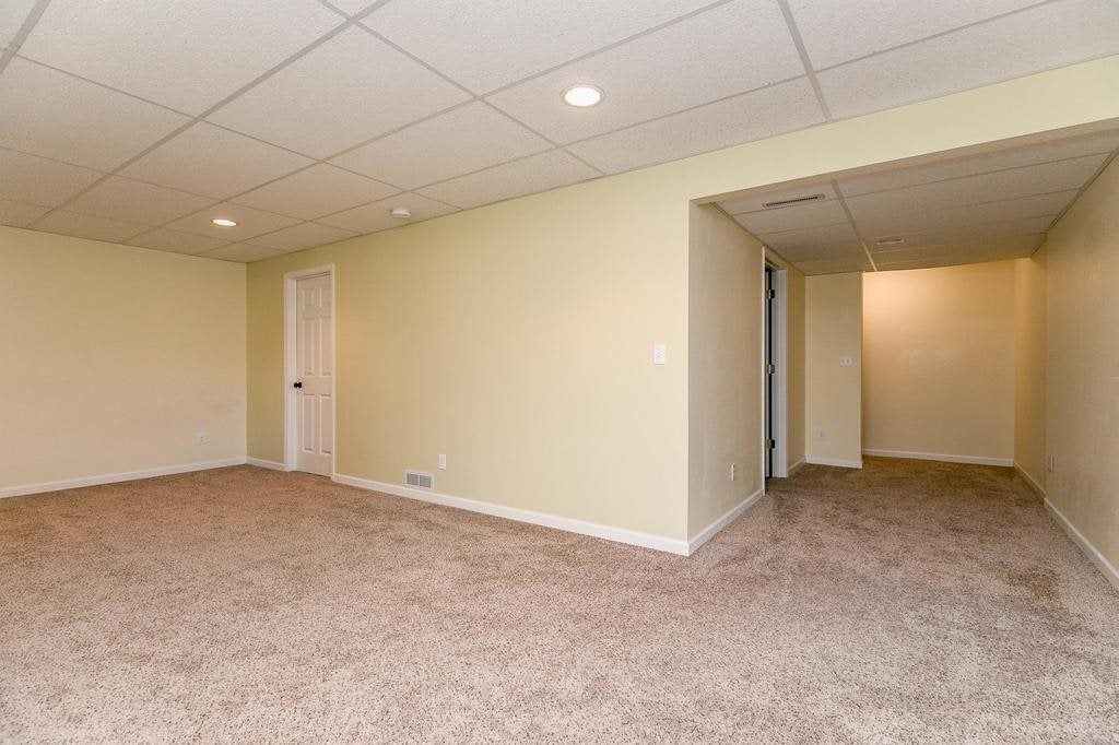 3509 Stoney Point Road Southwest Cedar Rapids, IA 52404 - Photo 30 of 34 Gallery Image 30