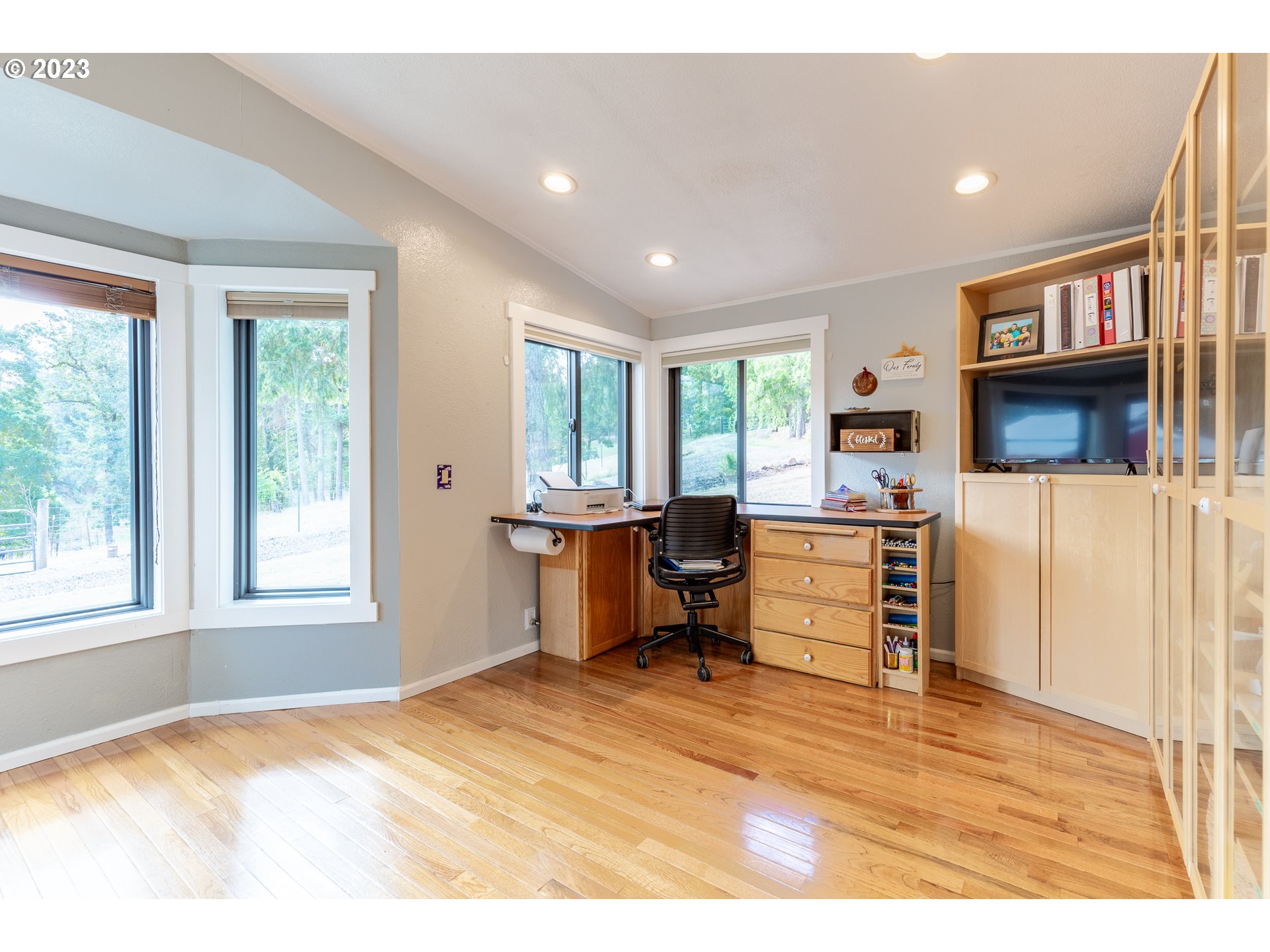 36933 Edgemont Drive Lebanon, OR 97355 - Photo 11 of 43 Gallery Image 11