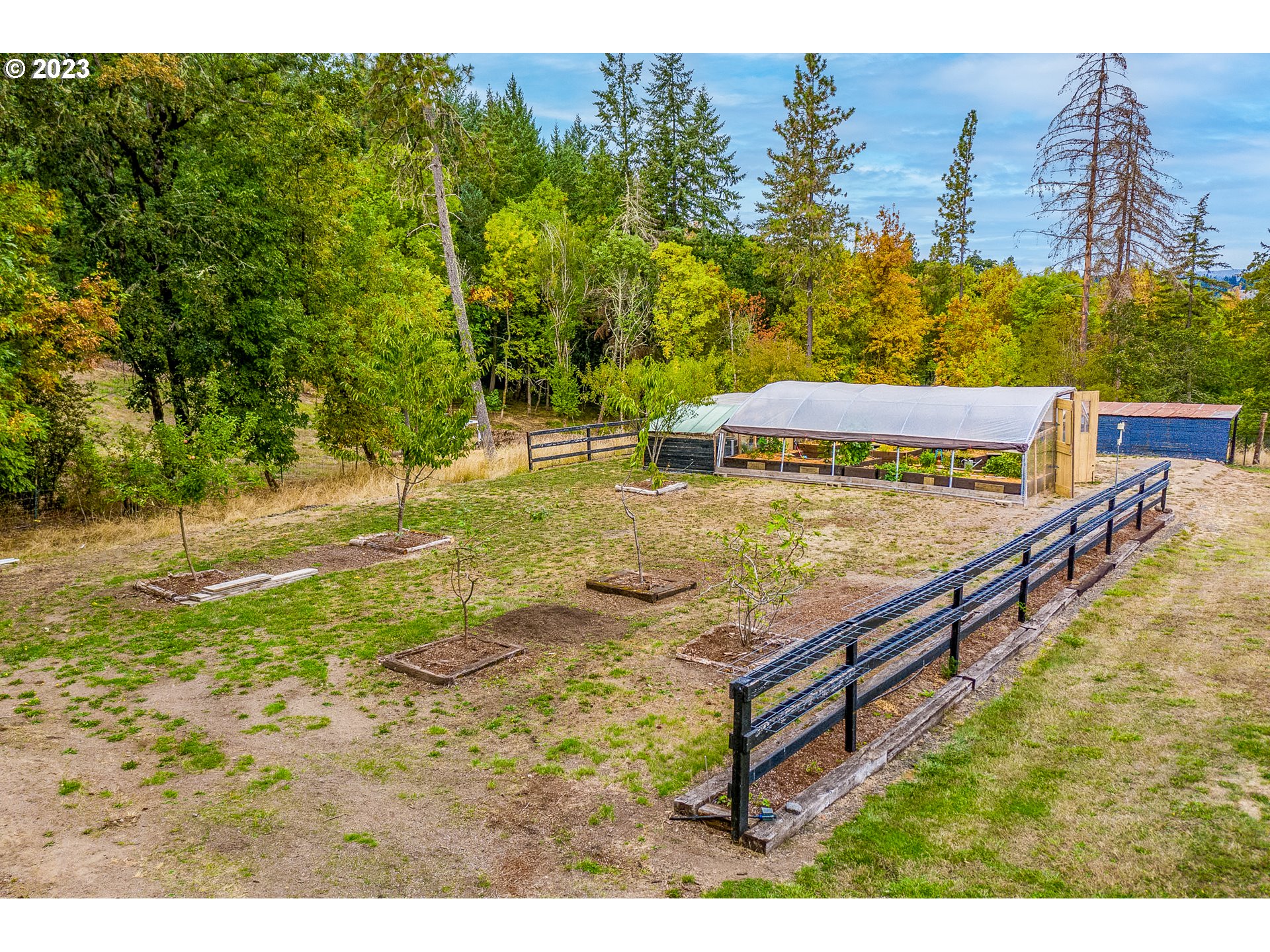36933 Edgemont Drive Lebanon, OR 97355 - Photo 25 of 43 Gallery Image 25
