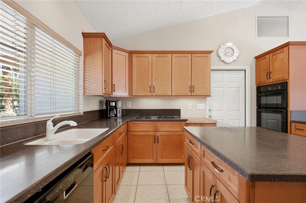 42550 Lima Hall Road Bermuda Dunes, CA 92203 - Photo 13 of 35