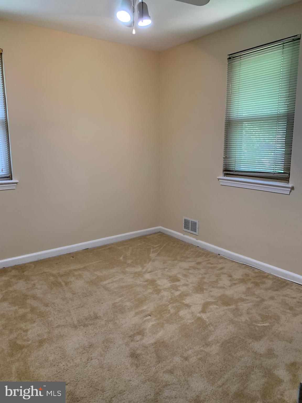 9503 Hale Place Silver Spring, MD 20910 - Photo 7 of 15 BDR1