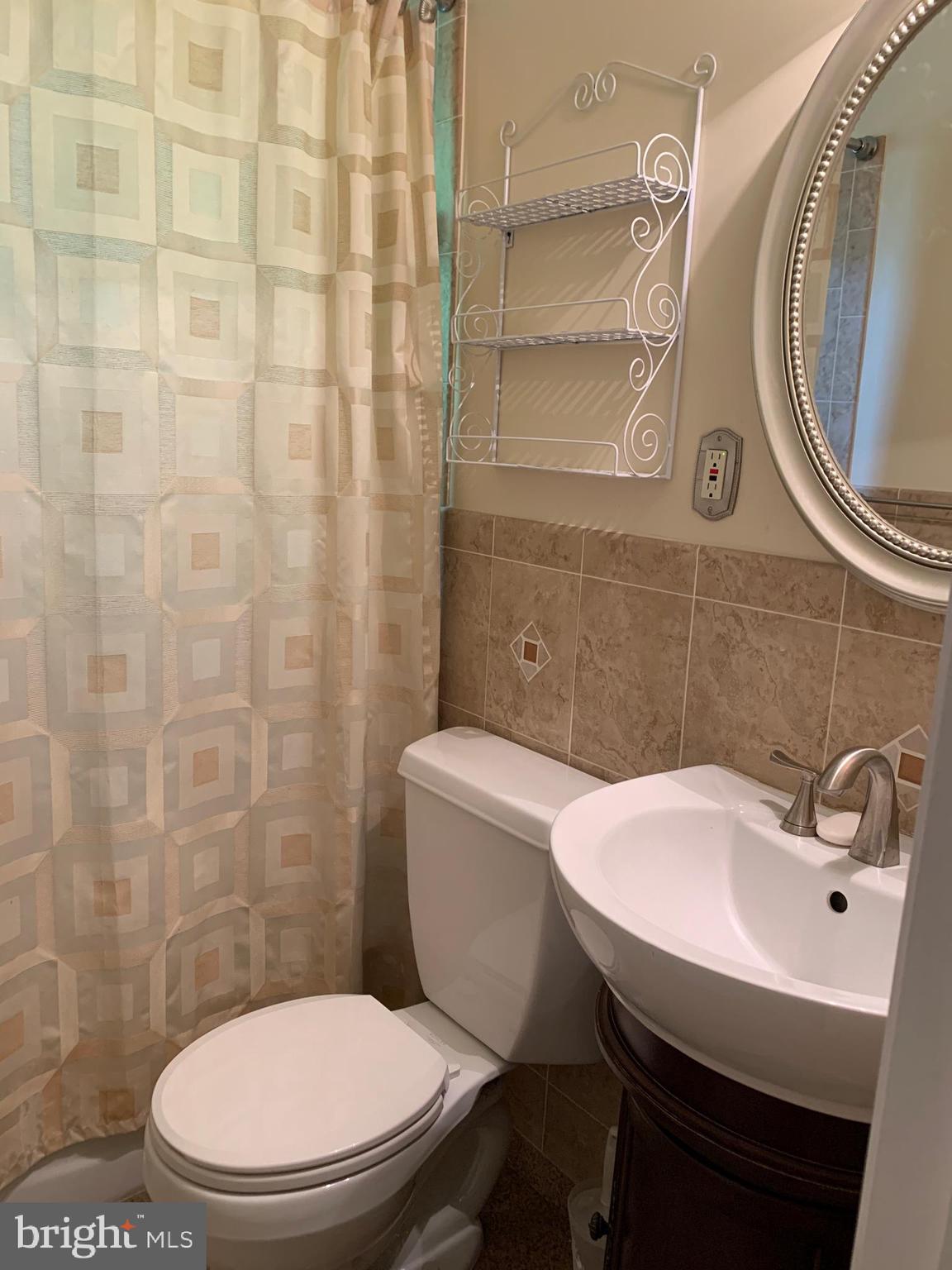 9503 Hale Place Silver Spring, MD 20910 - Photo 10 of 15 Bath3